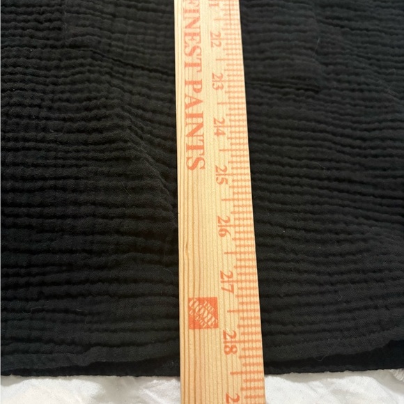 Kona Sol Black Slub Cotton with 3/4 Sleeves Coverup. Front Pockets, Split Neck. - Picture 10 of 12